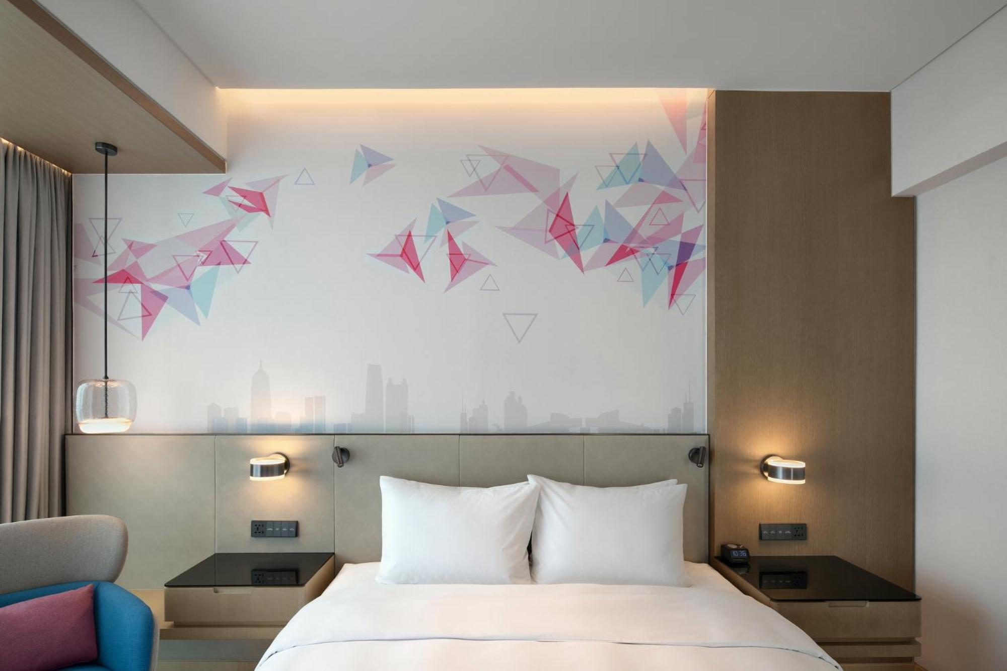 Hilton Garden Inn Shenzhen World Exhibition & Convention Center Екстер'єр фото