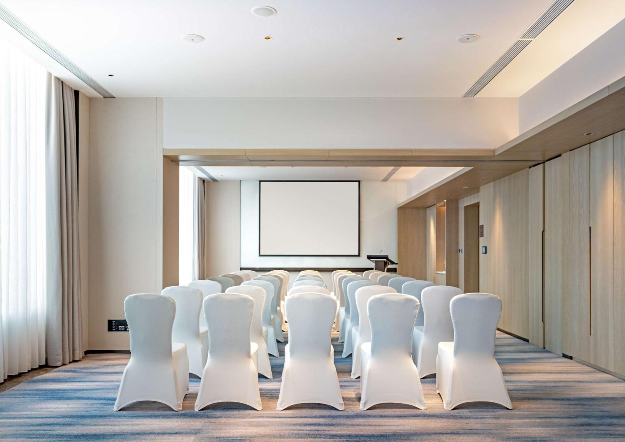 Hilton Garden Inn Shenzhen World Exhibition & Convention Center Екстер'єр фото